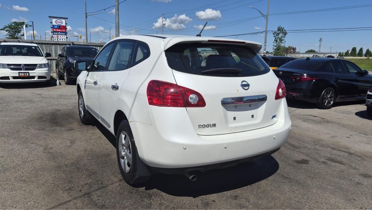 2011 Nissan Rogue S, ONE OWNER, AUTO, ONLY 140KMS, CERTIFIED Photo