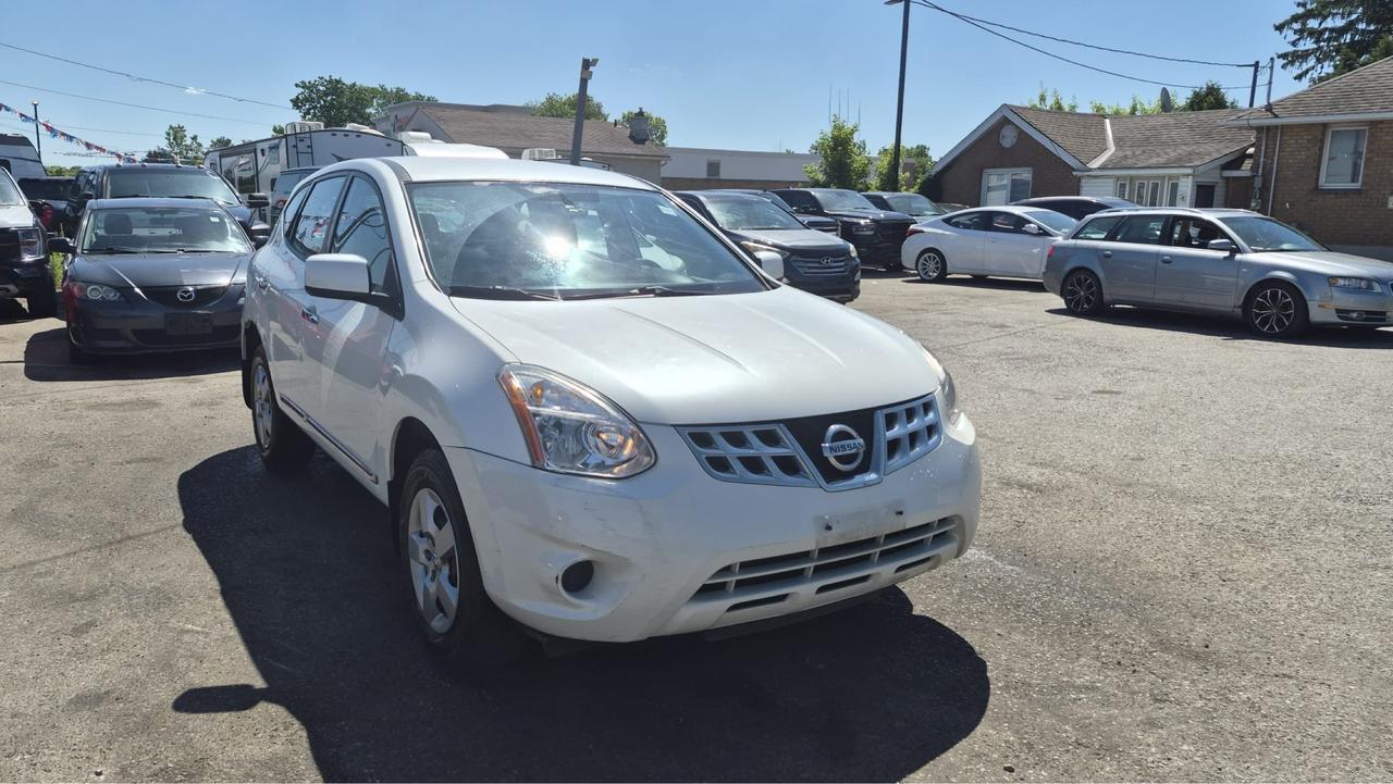 2011 Nissan Rogue S, ONE OWNER, AUTO, ONLY 140KMS, CERTIFIED Photo