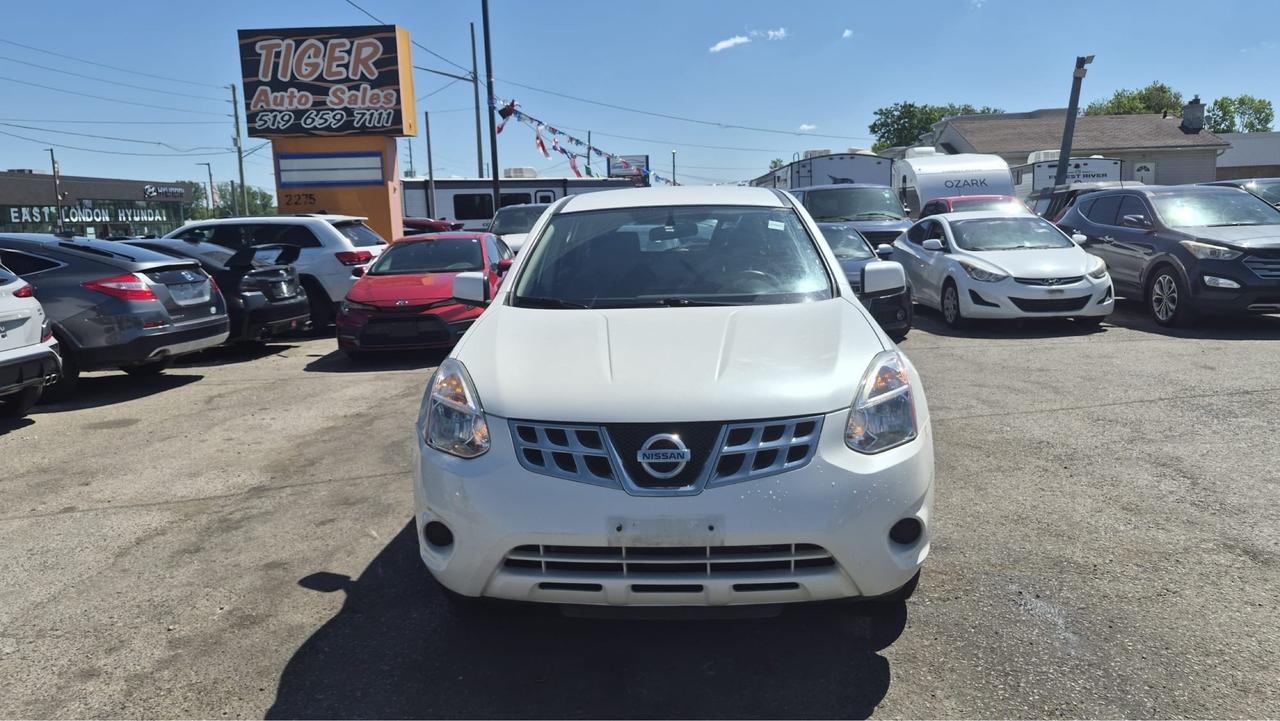 2011 Nissan Rogue S, ONE OWNER, AUTO, ONLY 140KMS, CERTIFIED Photo