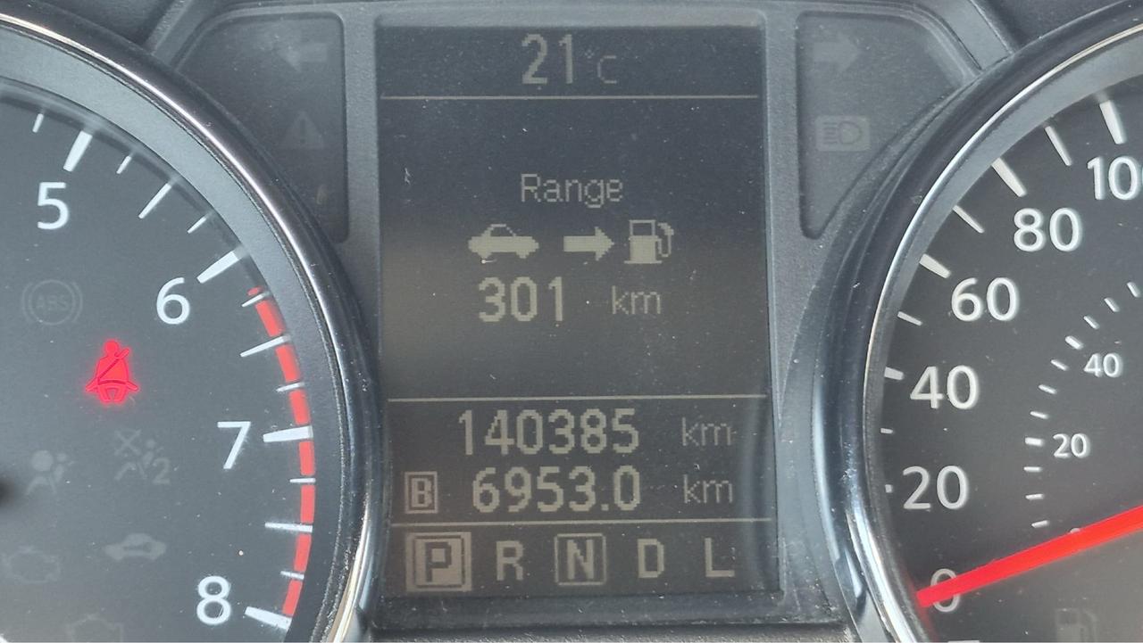 2011 Nissan Rogue S, ONE OWNER, AUTO, ONLY 140KMS, CERTIFIED Photo