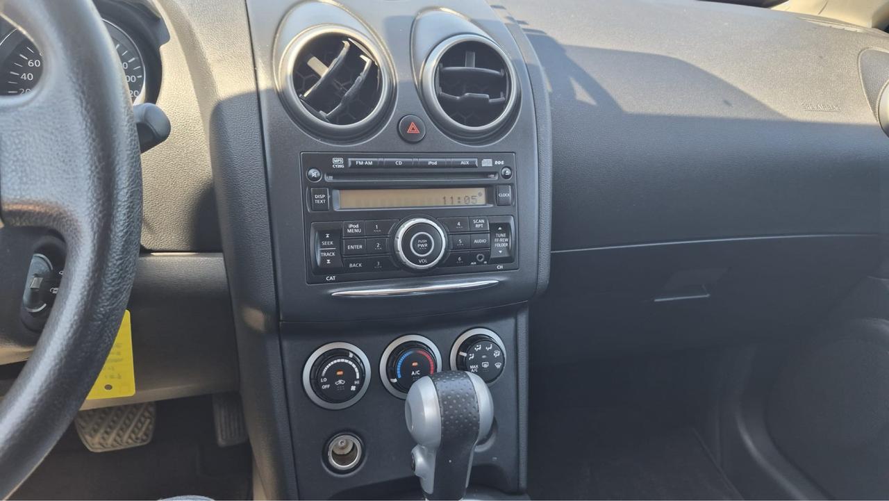 2011 Nissan Rogue S, ONE OWNER, AUTO, ONLY 140KMS, CERTIFIED Photo