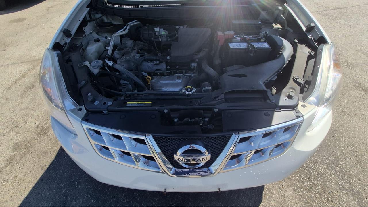 2011 Nissan Rogue S, ONE OWNER, AUTO, ONLY 140KMS, CERTIFIED Photo