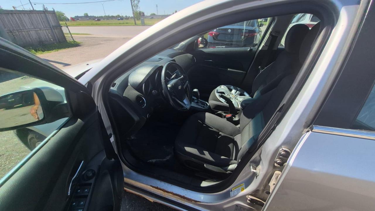 2013 Chevrolet Cruze LT Turbo, ENGINE TICKING, NEEDS WORK, RUST Photo