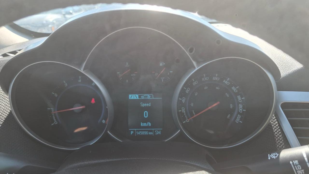 2013 Chevrolet Cruze LT Turbo, ENGINE TICKING, NEEDS WORK, RUST Photo