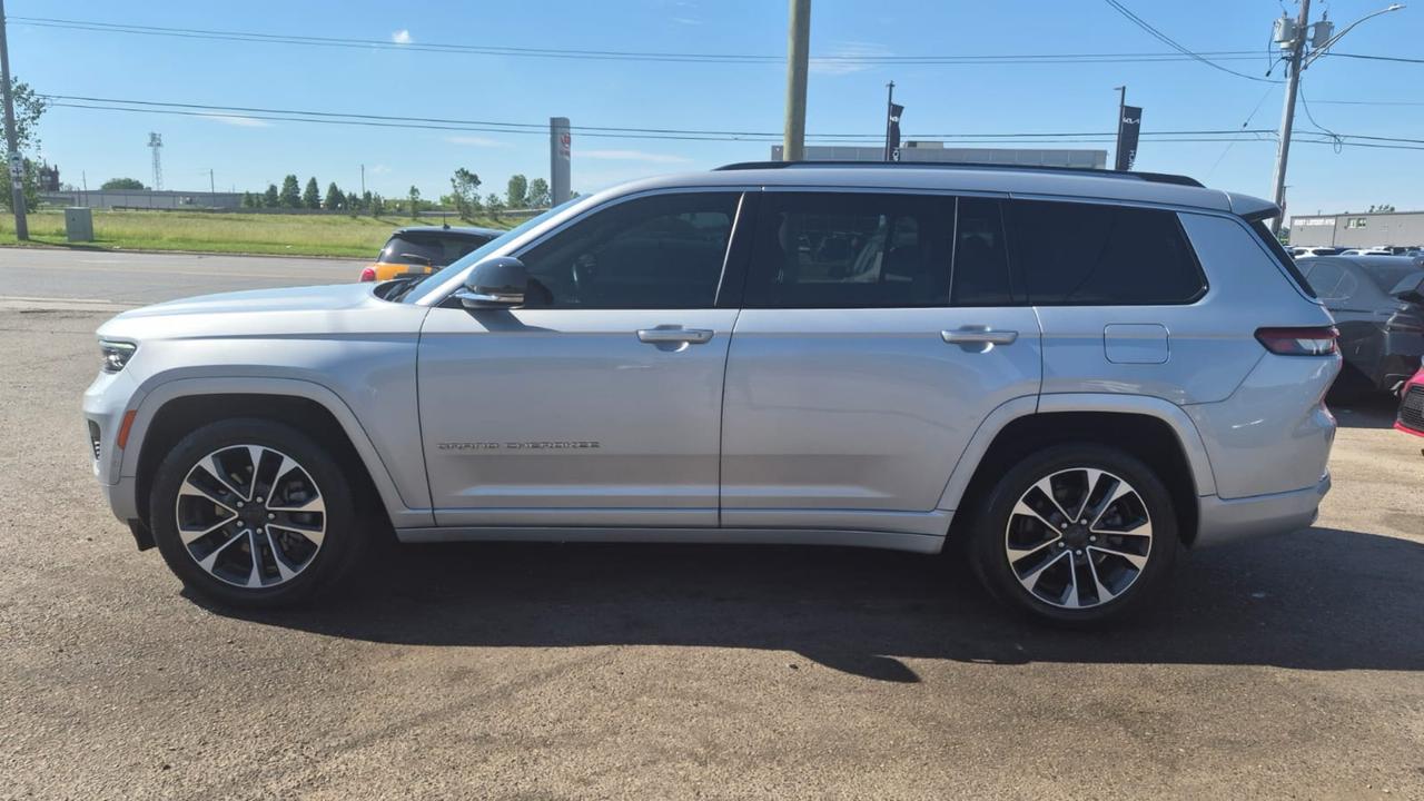 2022 Jeep Grand Cherokee OVERLAND, HEMI, LOADED, ONLY 44KMS, CERTIFIED Photo