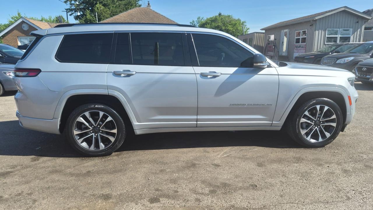 2022 Jeep Grand Cherokee OVERLAND, HEMI, LOADED, ONLY 44KMS, CERTIFIED Photo