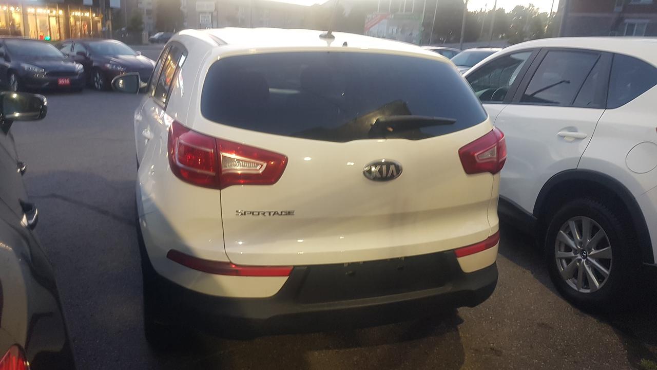 2013 Kia Sportage LX Photo3