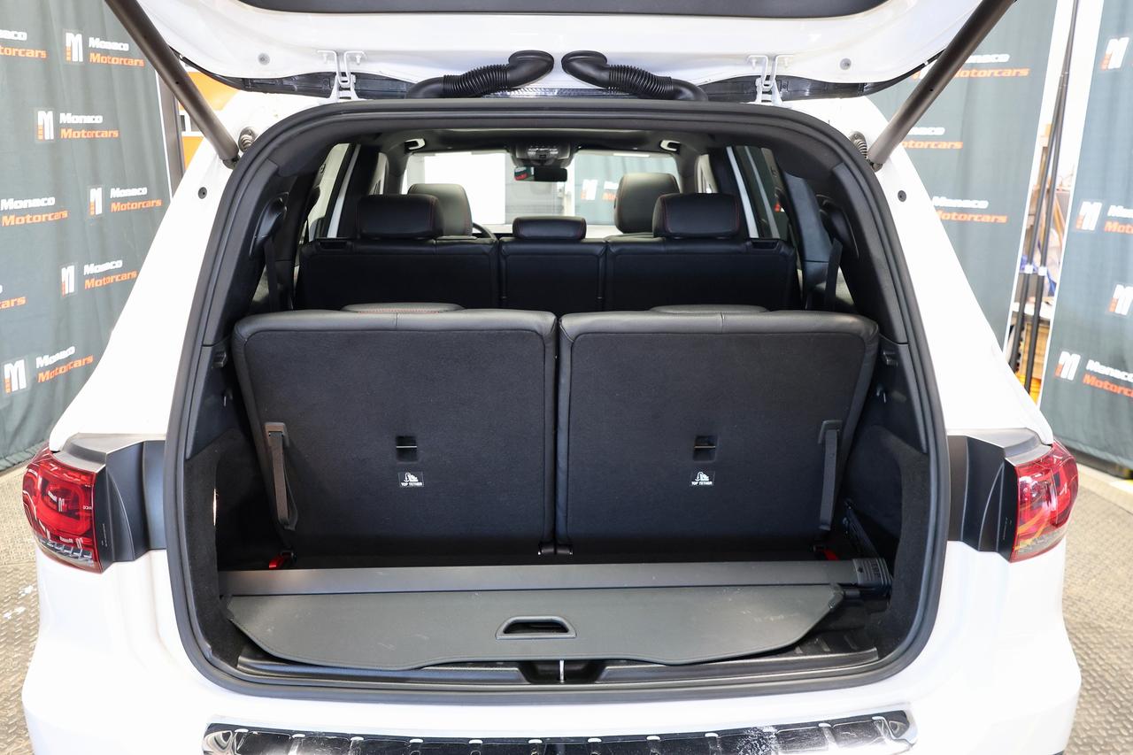 2021 Mercedes-Benz GLB GLB250 4MATIC - 7SEATER|NIGHT PKG|CARBON TRIM Photo