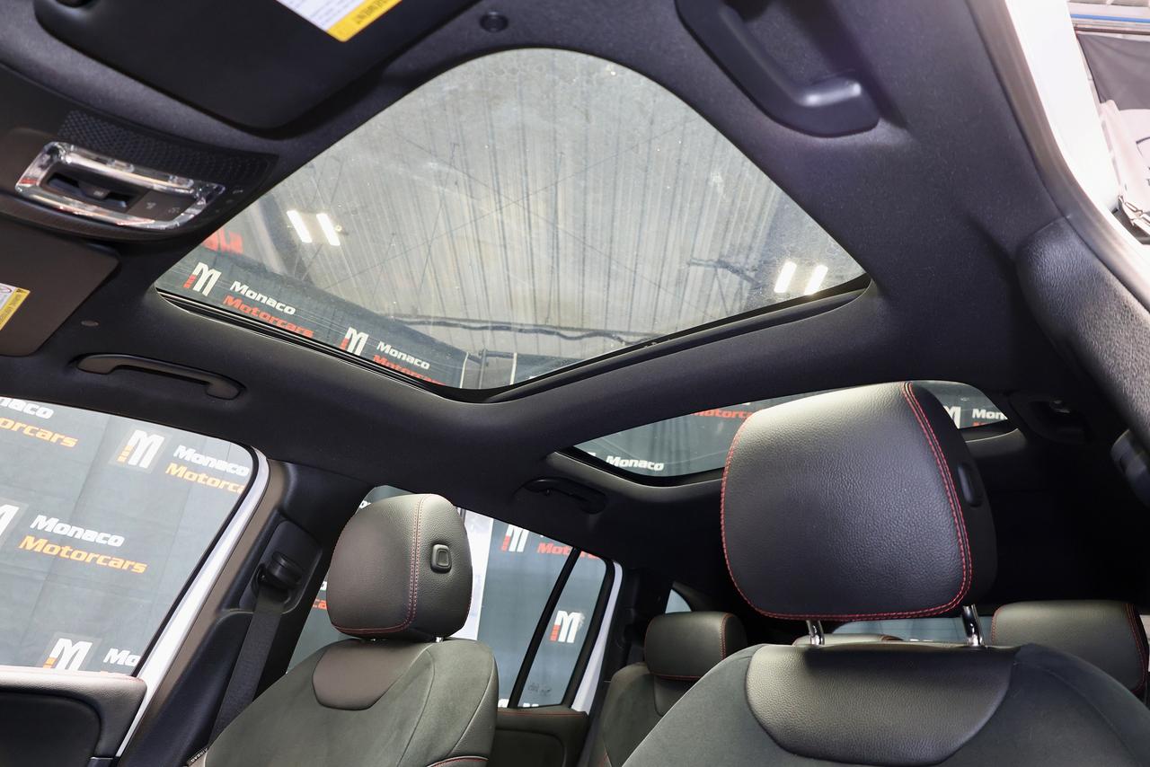 2021 Mercedes-Benz GLB GLB250 4MATIC - 7SEATER|NIGHT PKG|CARBON TRIM Photo