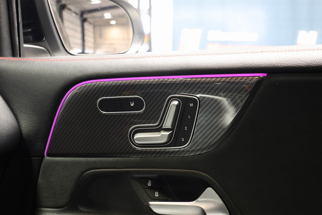 2021 Mercedes-Benz GLB GLB250 4MATIC - 7SEATER|NIGHT PKG|CARBON TRIM Photo