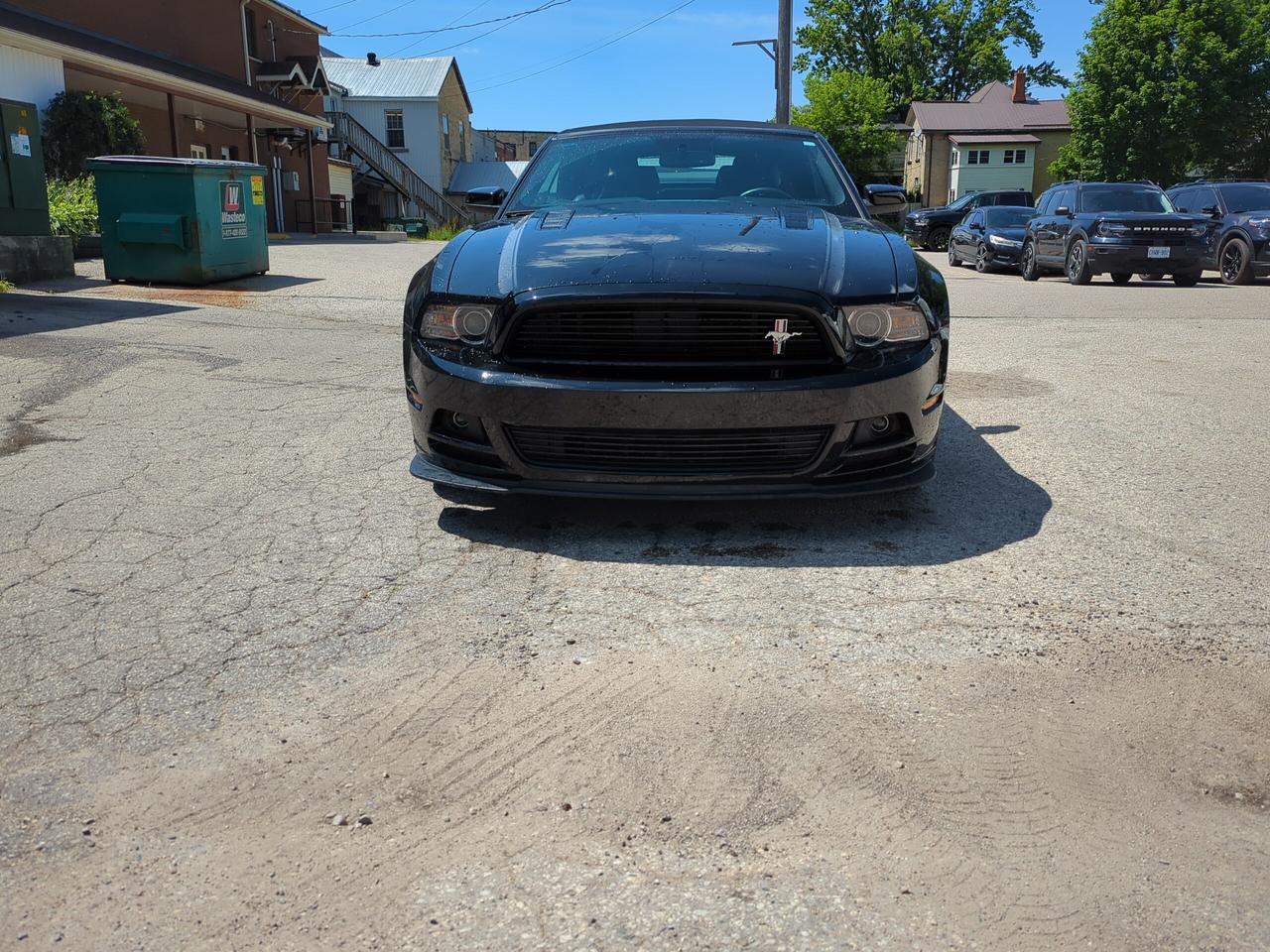 2014 Ford Mustang GT Premium Convertible Photo1