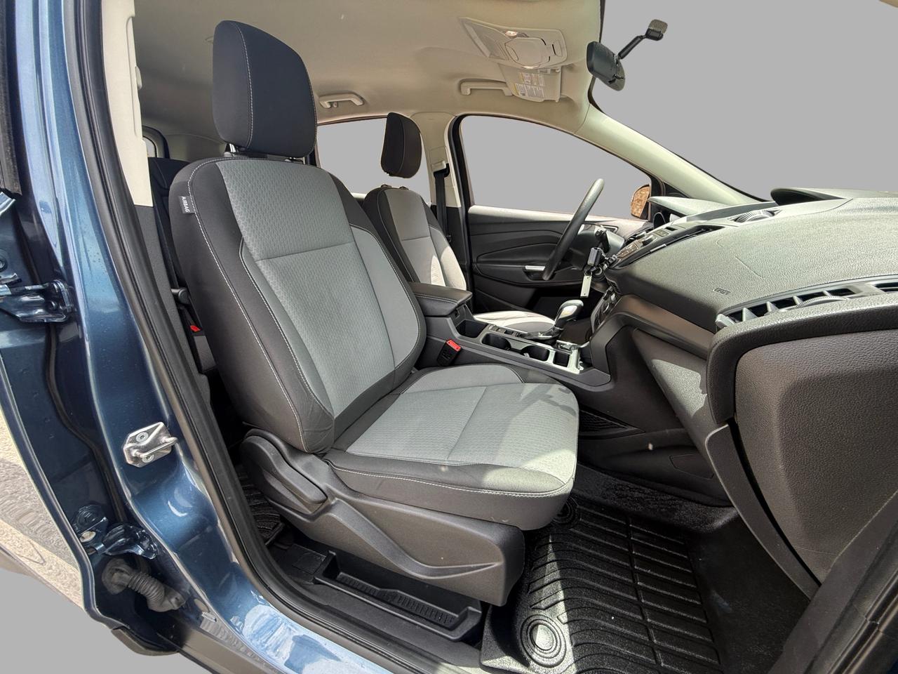 2018 Ford Escape SE FWD Photo