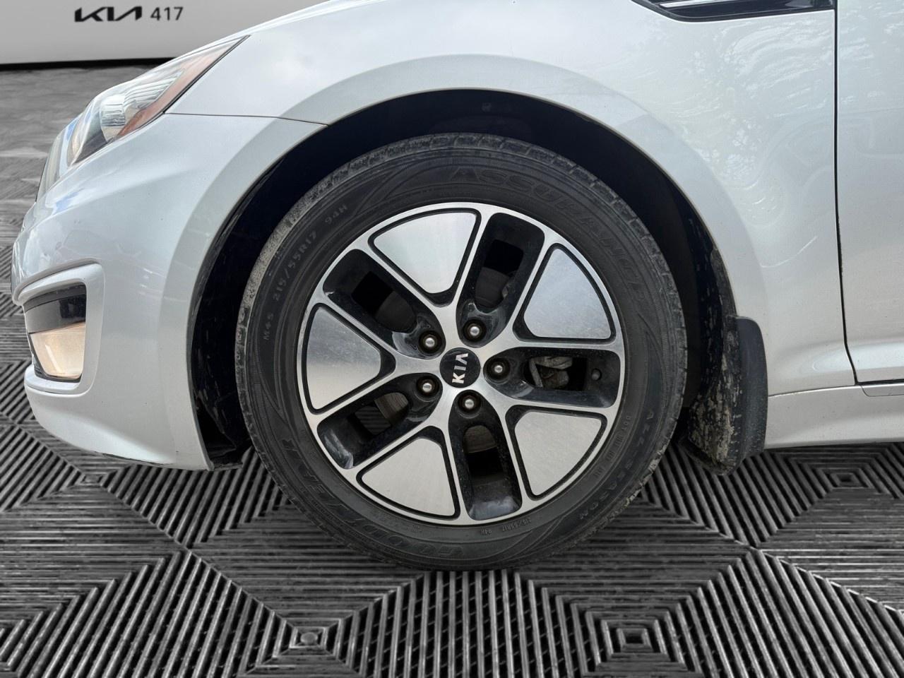 2013 Kia Optima Hybrid 4DR SDN HYBRID Photo