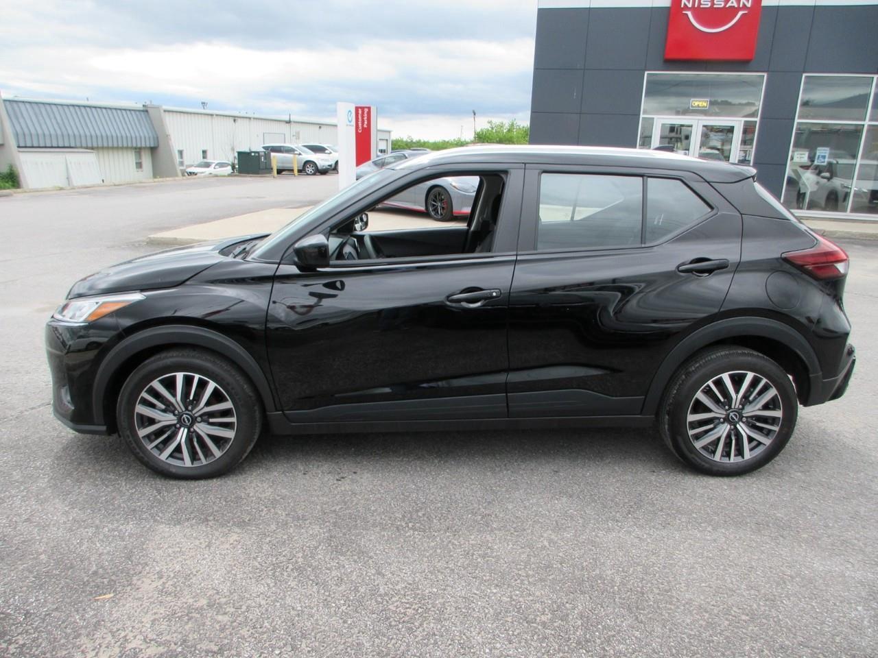 2024 Nissan Kicks SV Photo