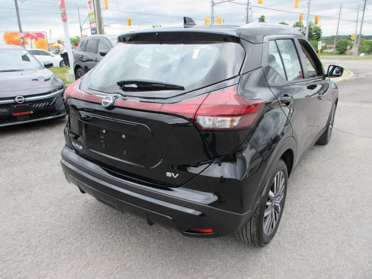 2024 Nissan Kicks SV Photo