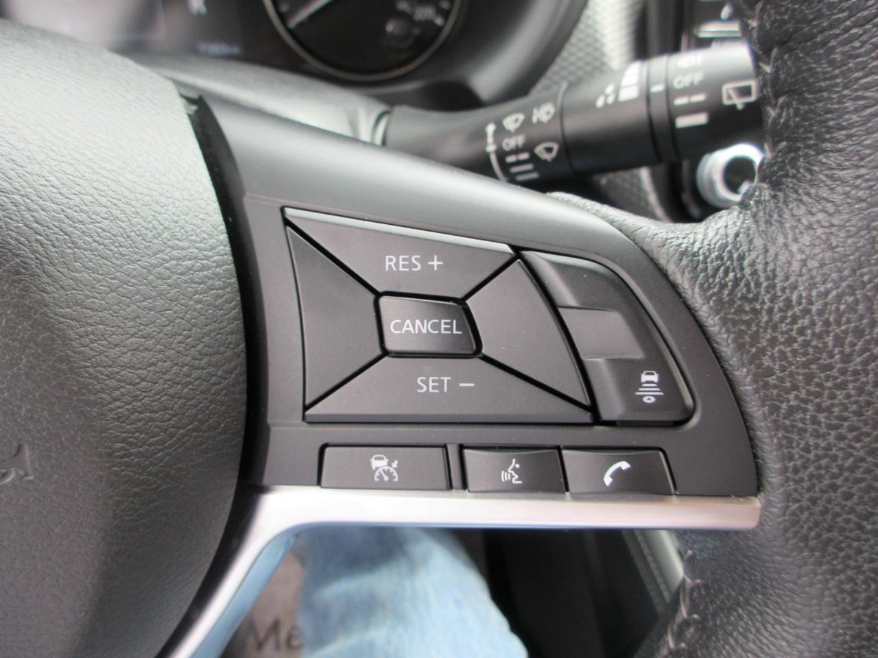 2024 Nissan Kicks SV Photo
