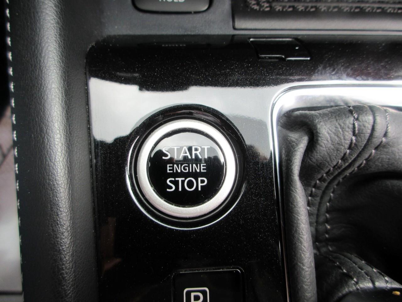 2024 Nissan Kicks SV Photo
