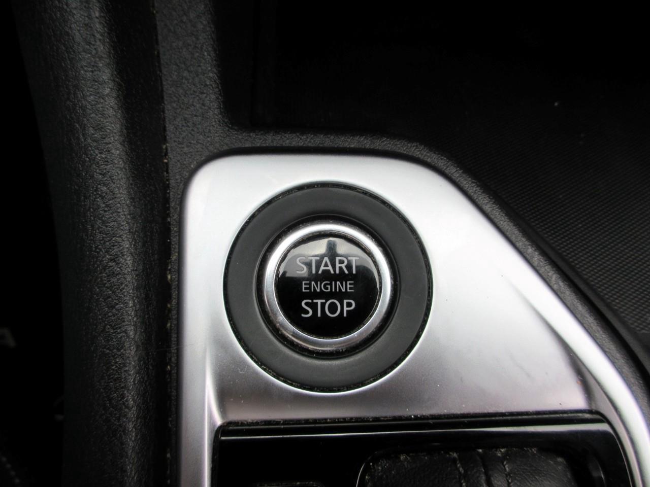 2021 Nissan Sentra SV Photo