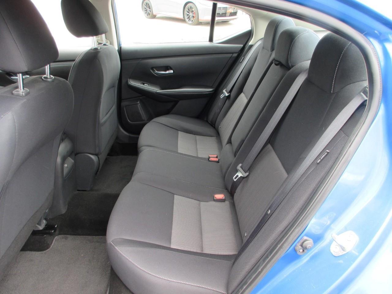2021 Nissan Sentra SV Photo