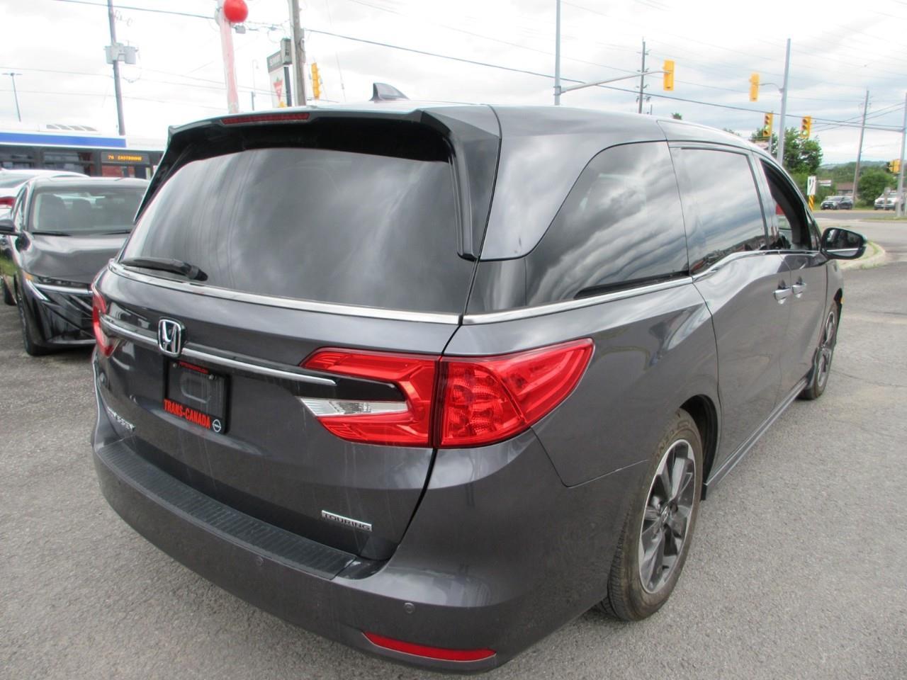 2023 Honda Odyssey Touring Photo