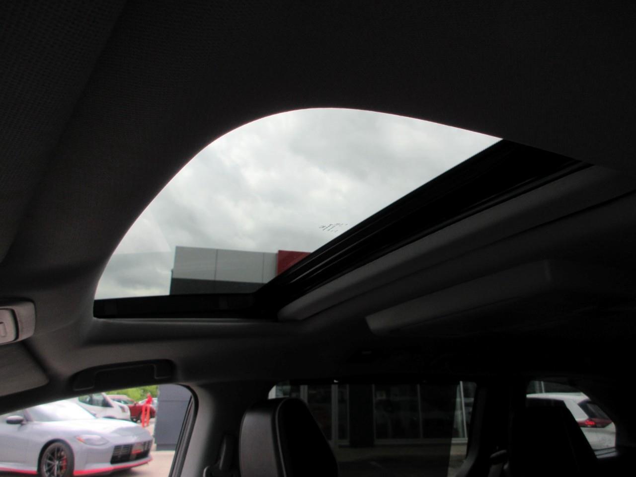 2023 Honda Odyssey Touring Photo
