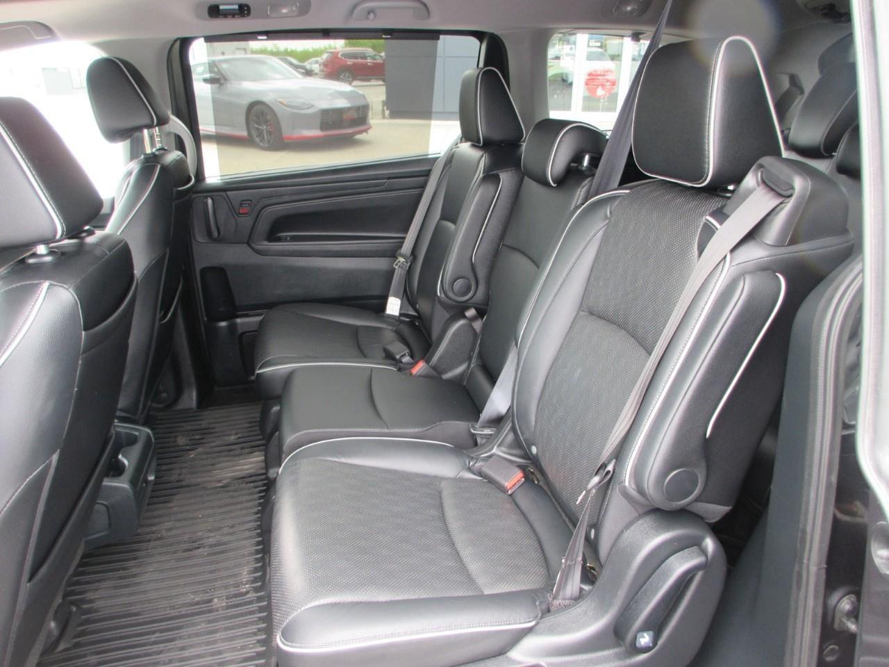 2023 Honda Odyssey Touring Photo