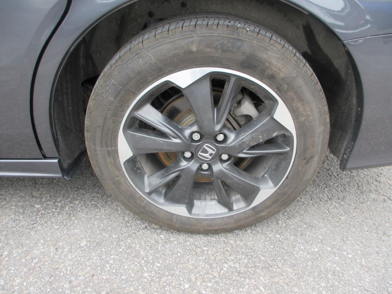 2023 Honda Odyssey Touring Photo