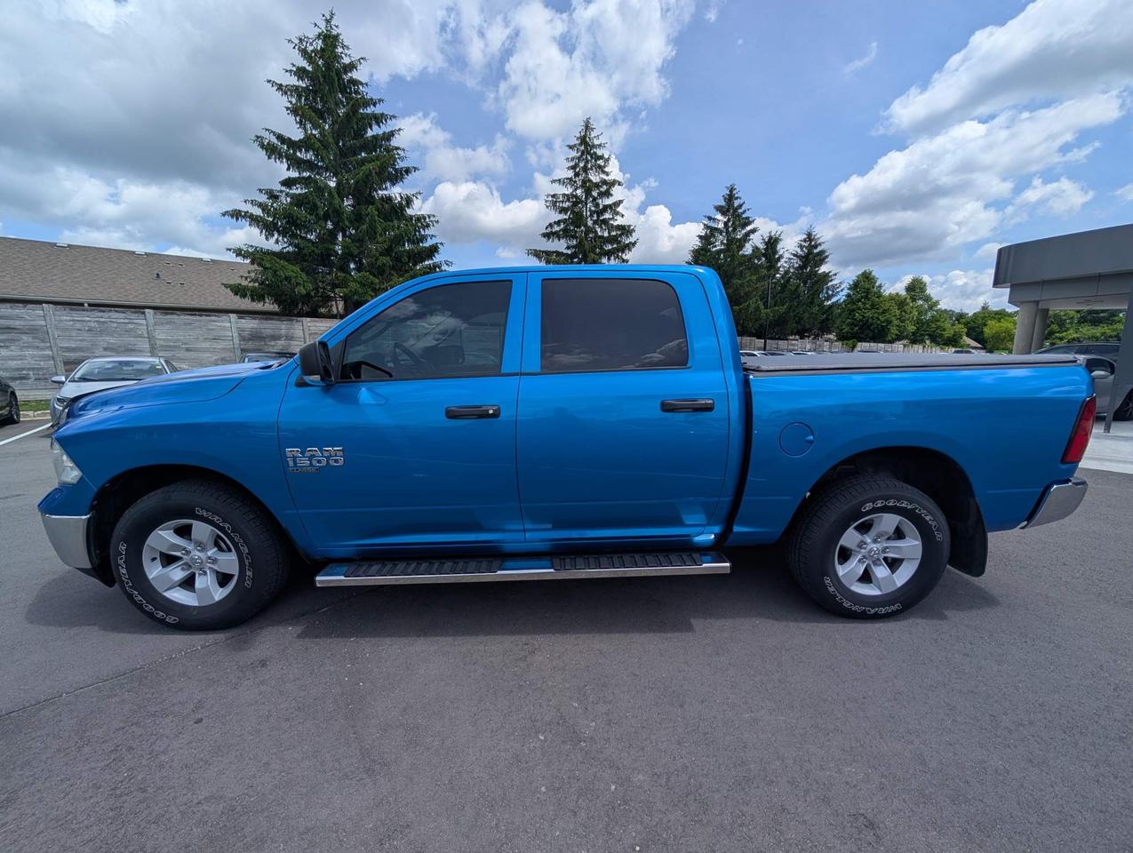 2023 RAM 1500 Classic SLT Photo2