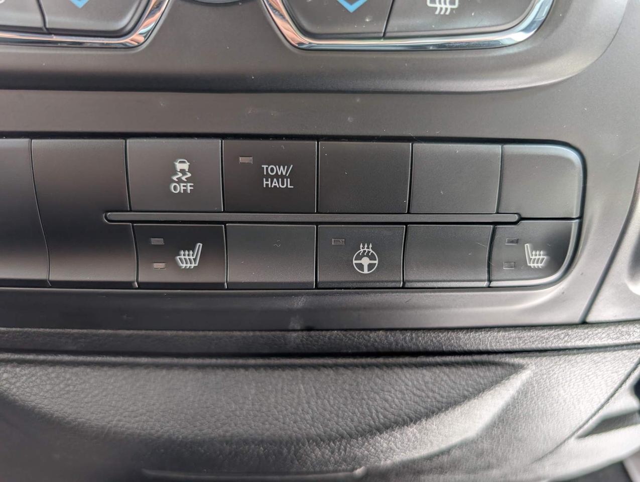 2023 RAM 1500 Classic SLT Photo