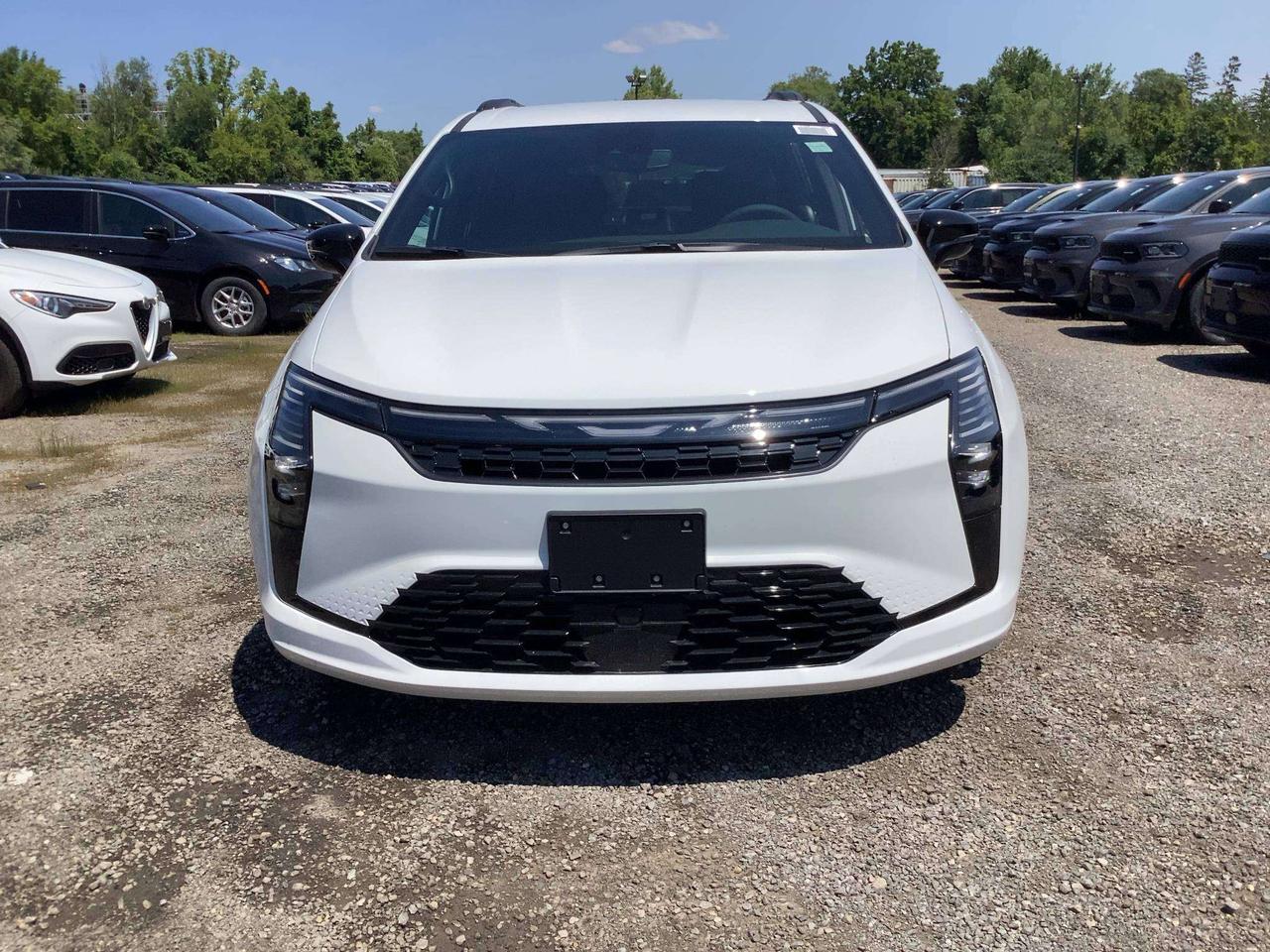 2027 Chrysler Pacifica SELECT FWD | Leather | S APP PKG | 8-PASSENGER Photo
