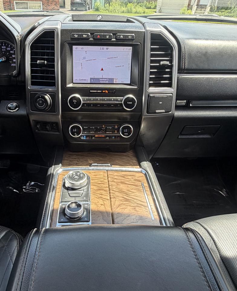 2020 Ford Expedition Platinum Max 4X4 Photo