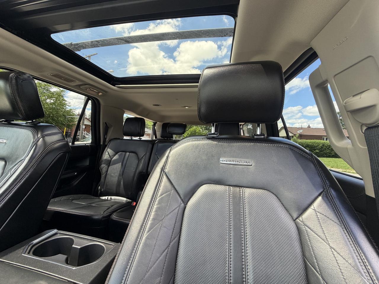 2020 Ford Expedition Platinum Max 4X4 Photo