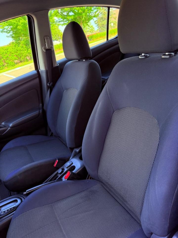 2012 Nissan Versa 1.6 S 4dr Sedan (1.6L 4cyl 5M) Photo