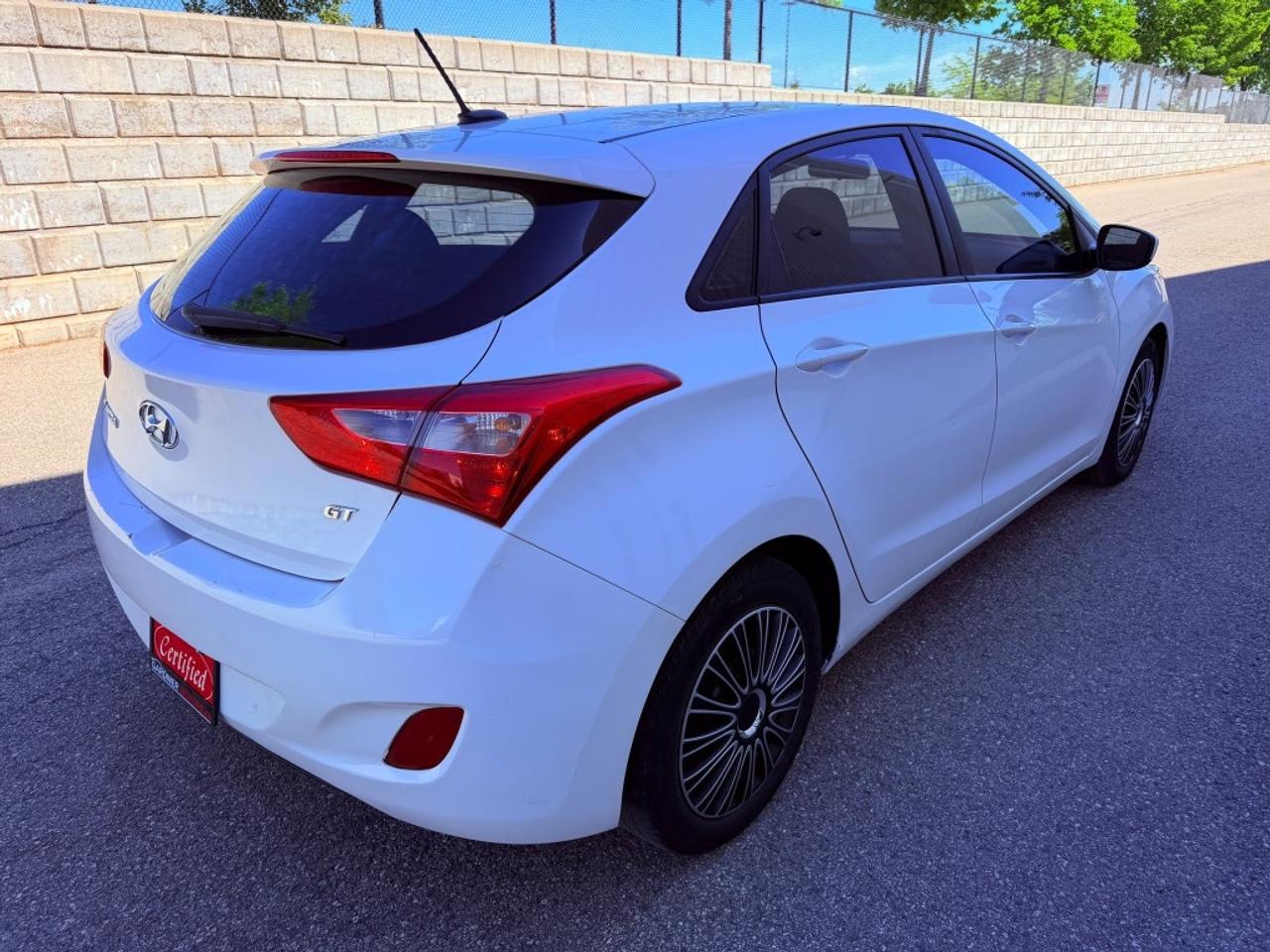 2016 Hyundai Elantra GT 5dr Hatchback Automatic GL Photo