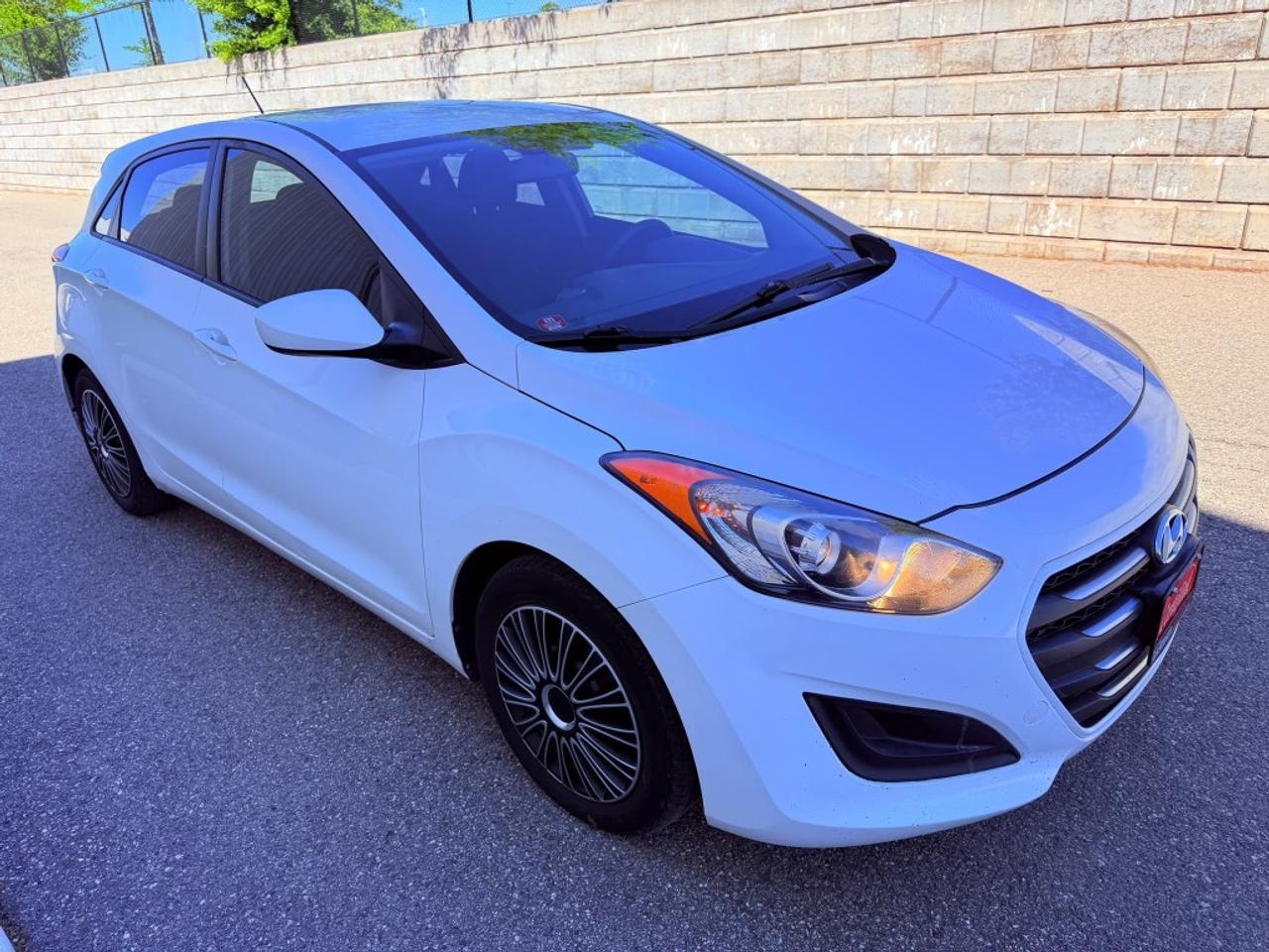2016 Hyundai Elantra GT 5dr Hatchback Automatic GL Photo