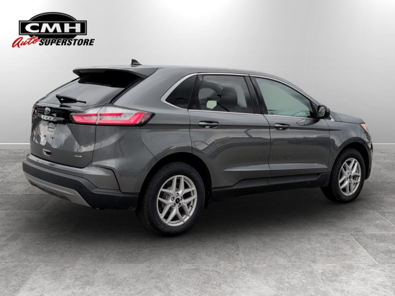 2024 Ford Edge SEL  **CLEAN CARFAX** Photo3