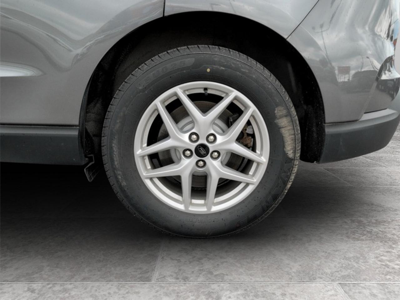 2024 Ford Edge SEL  **CLEAN CARFAX** Photo