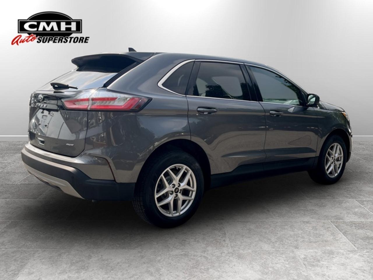2024 Ford Edge SEL  **CLEAN CARFAX** Photo