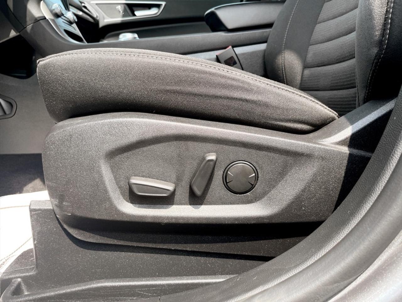 2024 Ford Edge SEL  **CLEAN CARFAX** Photo