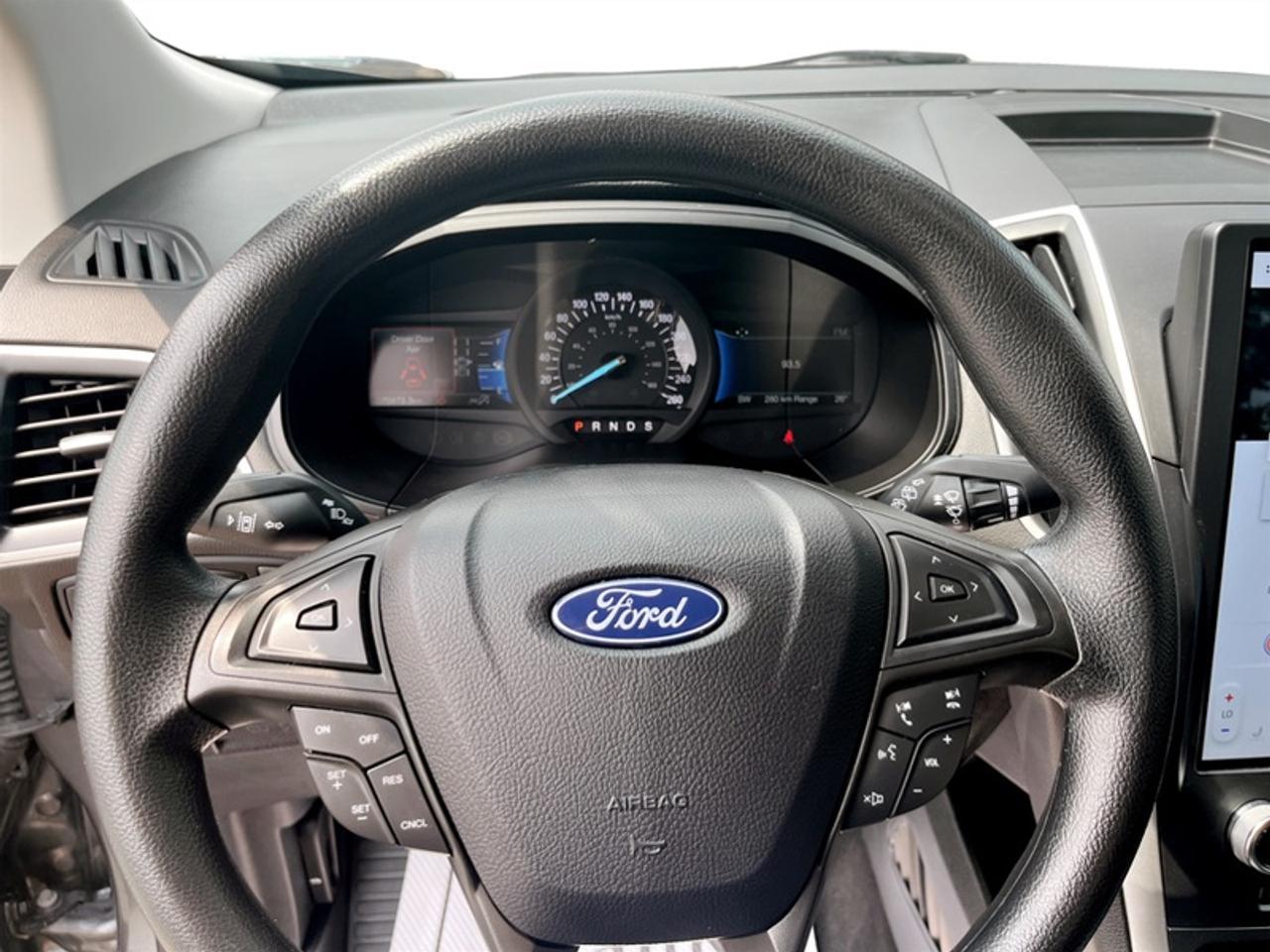 2024 Ford Edge SEL  **CLEAN CARFAX** Photo