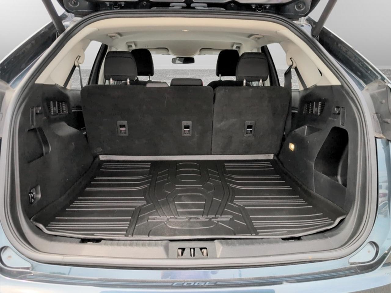 2023 Ford Edge SEL  **CLEAN CARFAX** Photo
