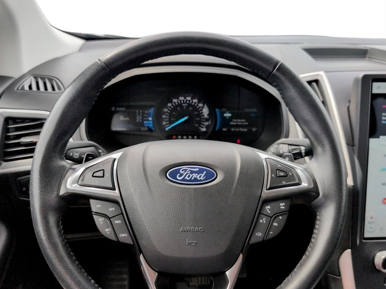 2023 Ford Edge SEL  **CLEAN CARFAX** Photo
