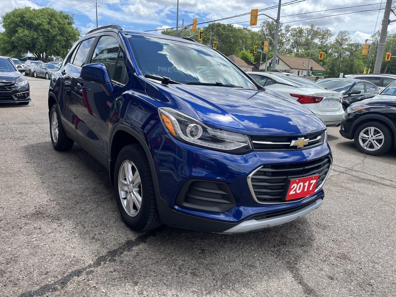 2017 Chevrolet Trax LT Photo2