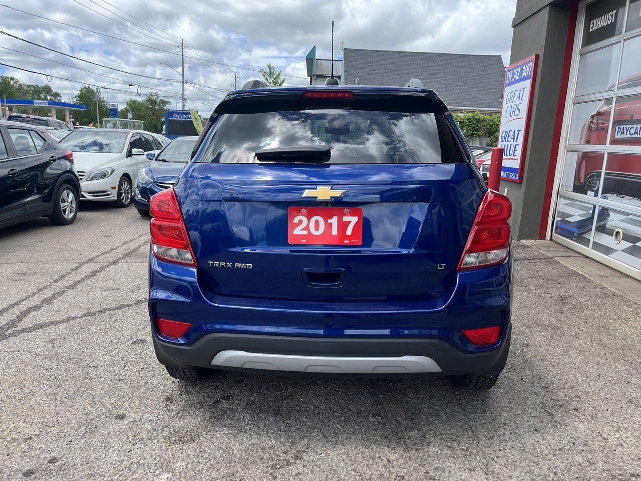 2017 Chevrolet Trax LT Photo4