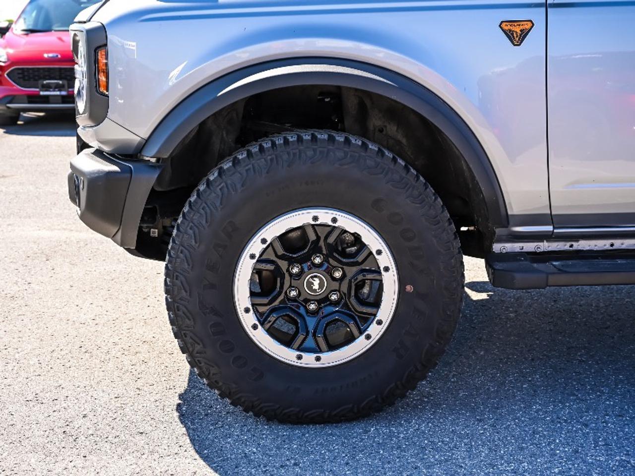 2023 Ford Bronco Badlands Photo