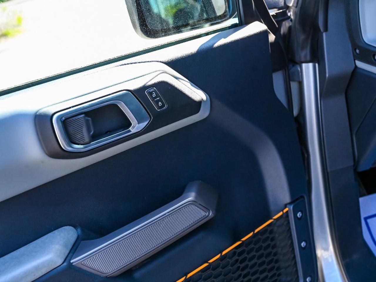 2023 Ford Bronco Badlands Photo