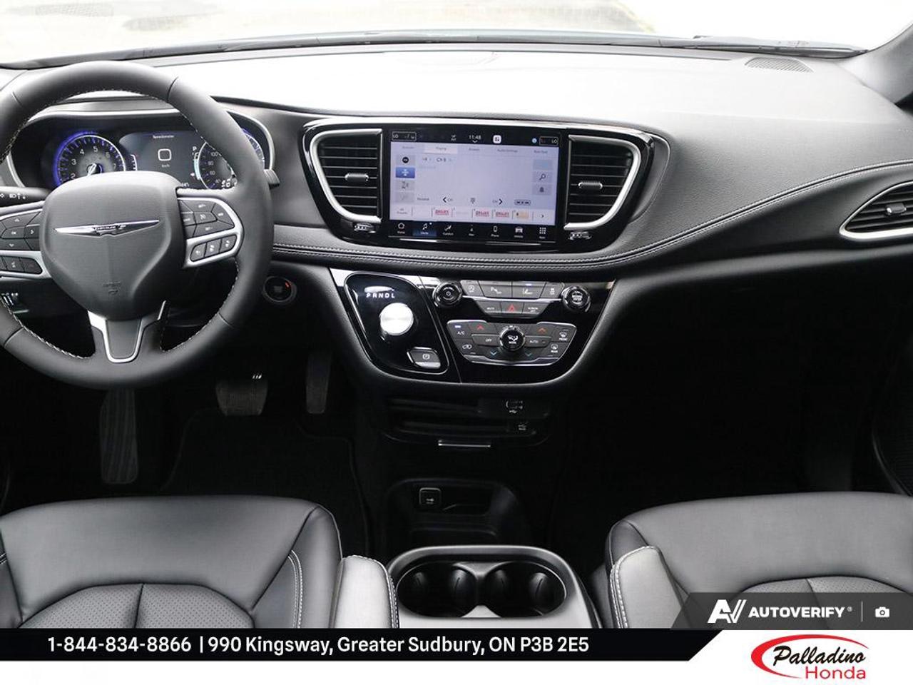 2026 Chrysler Pacifica Select Photo