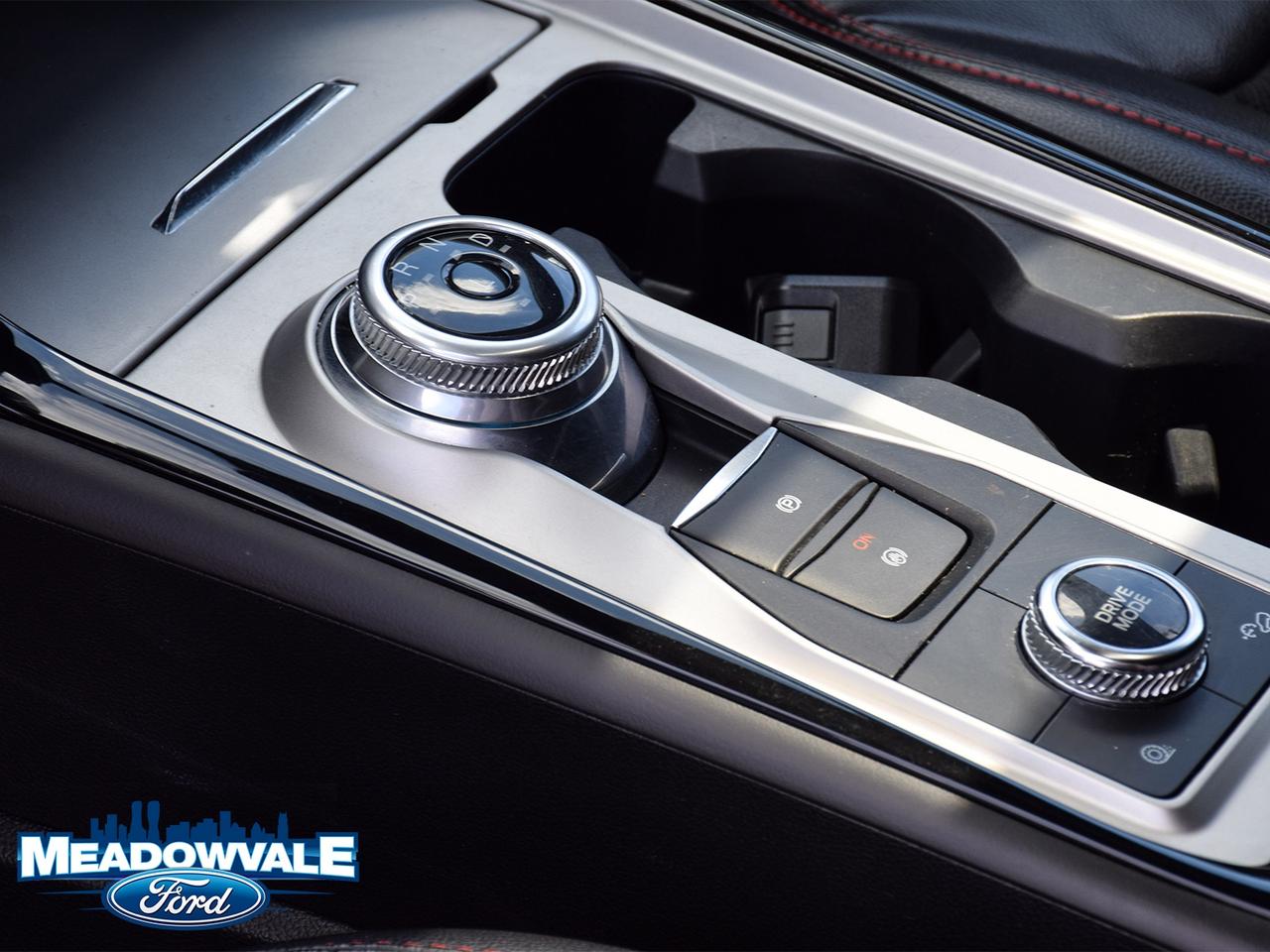 2022 Ford Explorer ST Photo