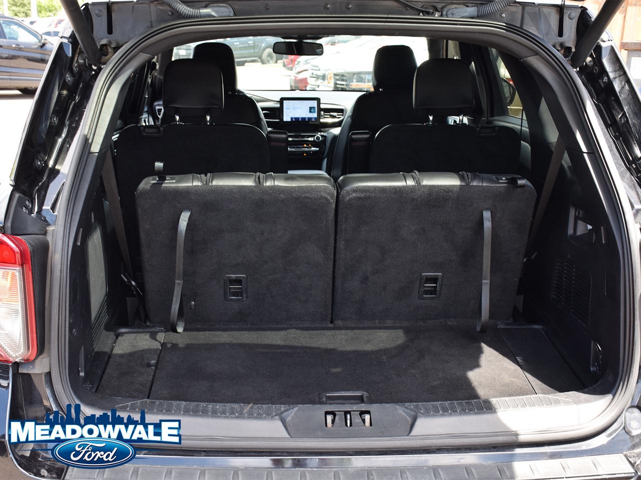 2022 Ford Explorer ST Photo