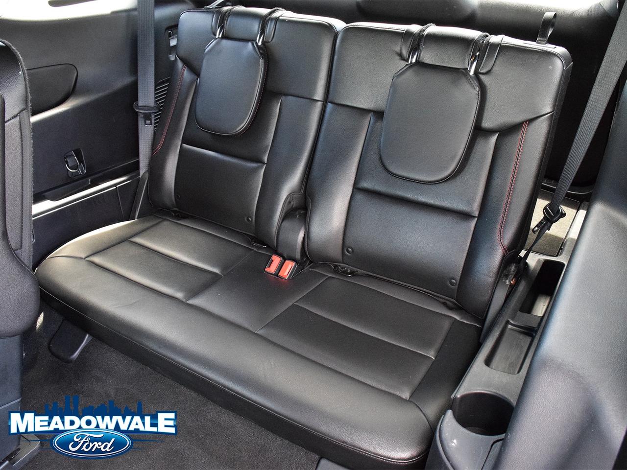 2022 Ford Explorer ST Photo